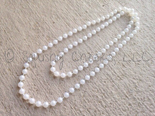 Baby Girls White Faux Pearl Necklace - Squishy Cheeks