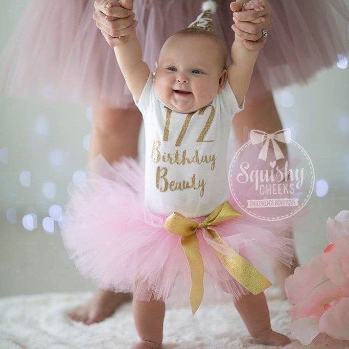 Girl's Half Birthday Beauty Outfit Short Sleeve / 9m Onepiece Girl's Half Birthday Beauty Outfit Short Sleeve / 9m Onepiece