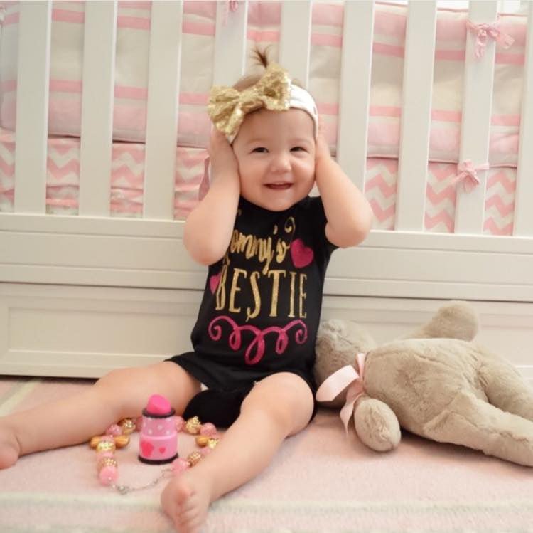 Girl's Mommy's Bestie Outfit - Squishy Cheeks