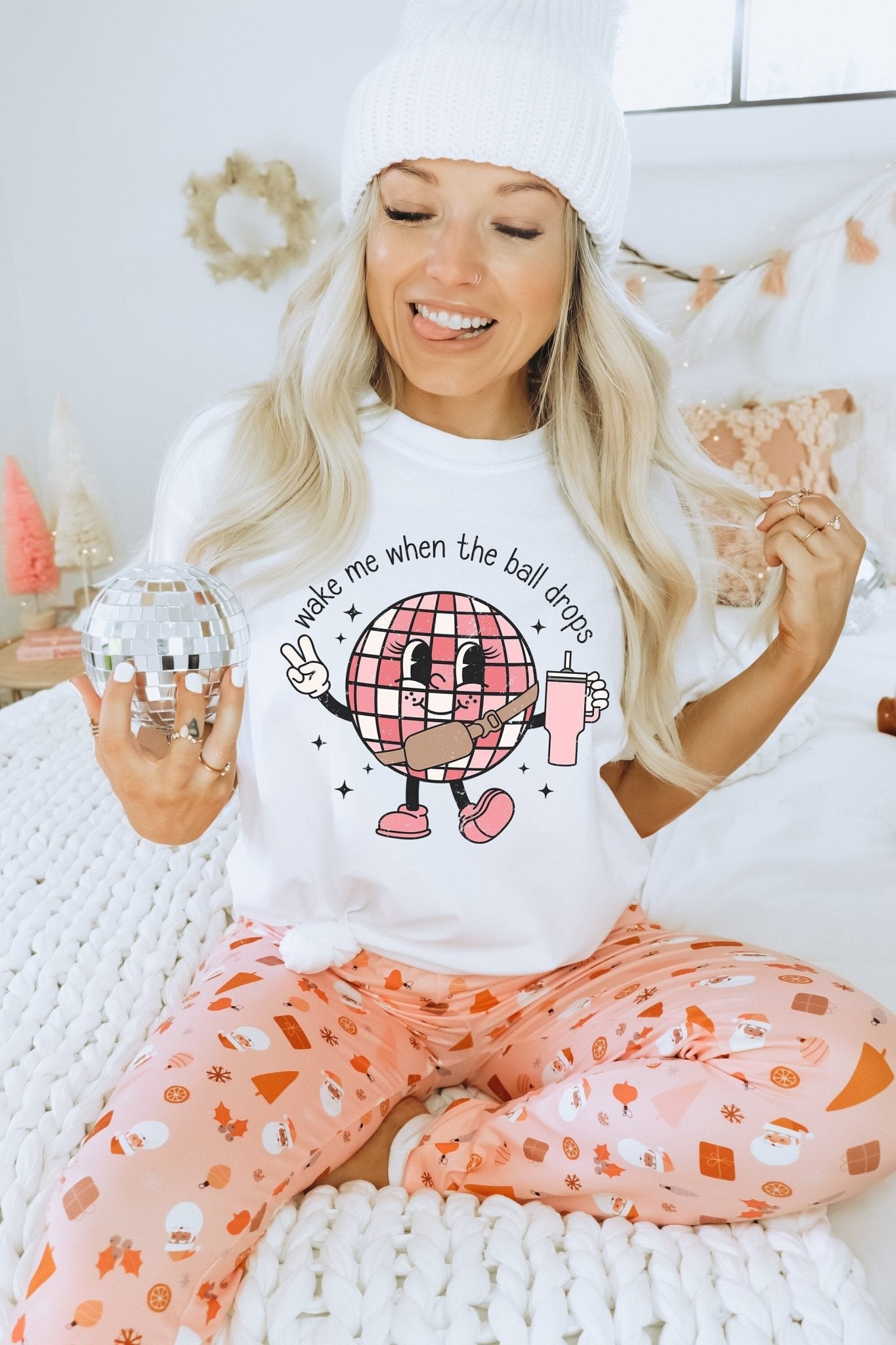 New Years 2024 Wake Me When the Ball Drops Stanley Tumbler NYE Holiday Sweater - Squishy Cheeks