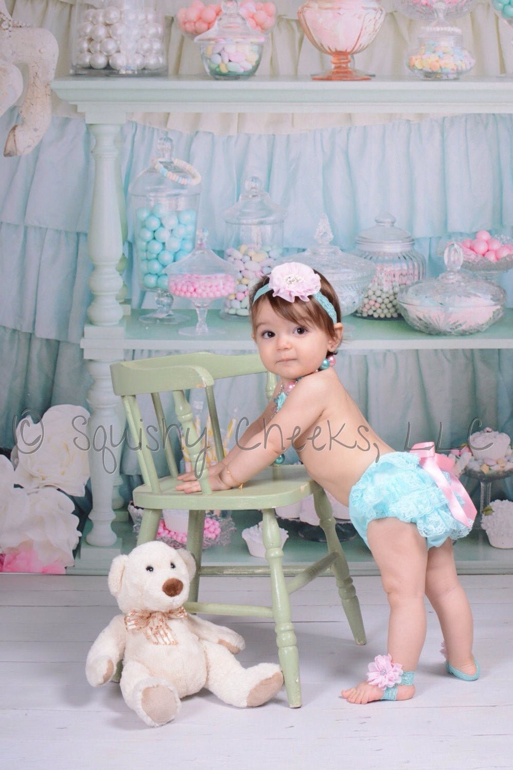 Ruffle Lace Bloomers - Squishy Cheeks
