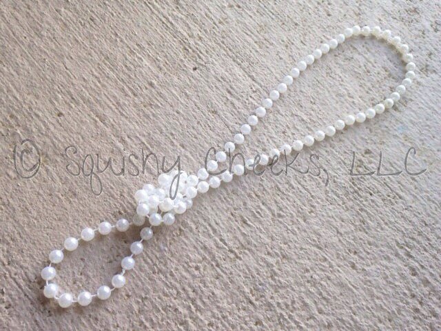 Baby Girls White Faux Pearl Necklace - Squishy Cheeks